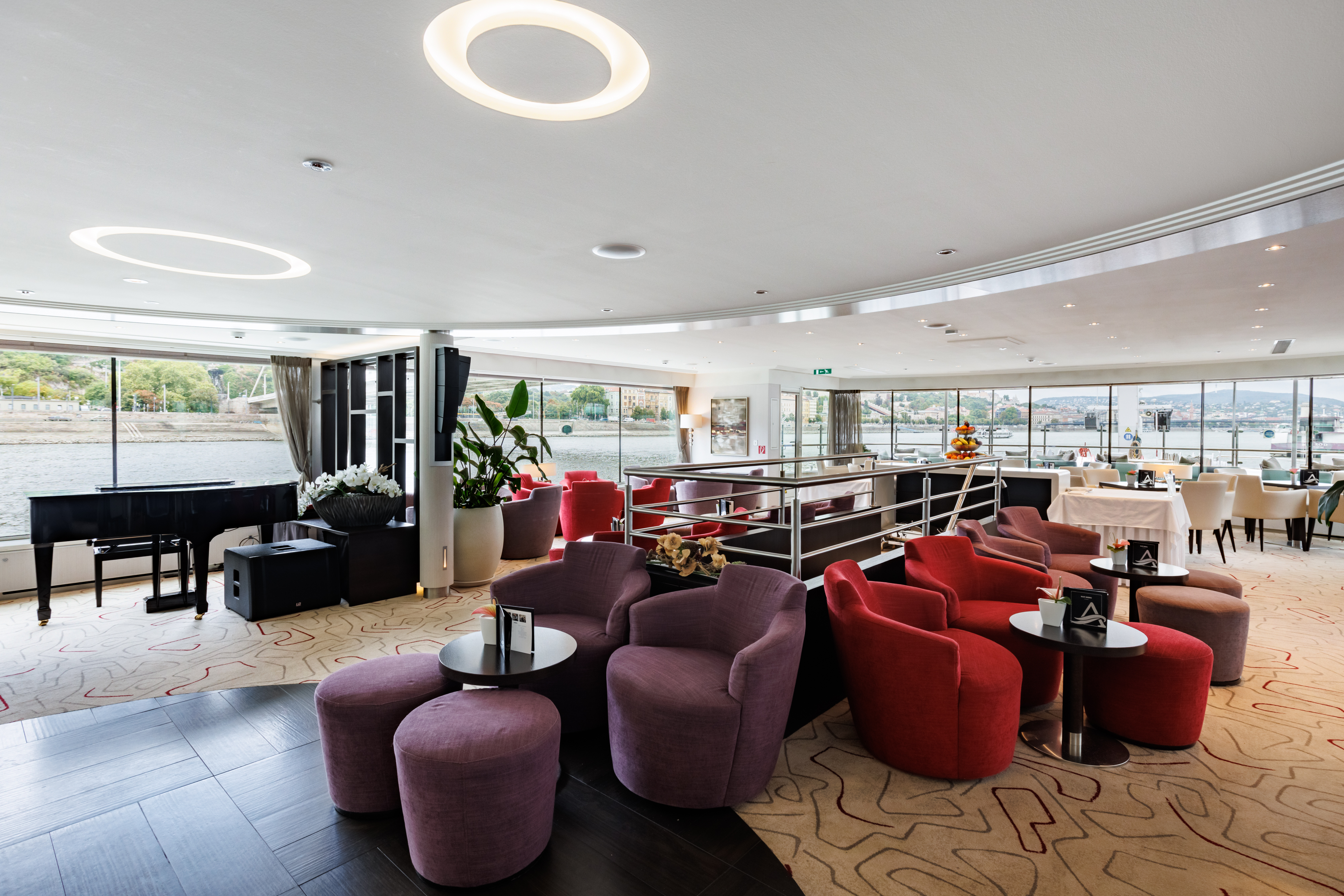 Avalon Tranquility II - Panorama Lounge